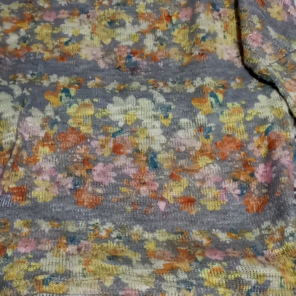 Sweater - Picture 2 of 6